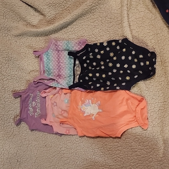 Tank top onsies - Picture 1 of 3